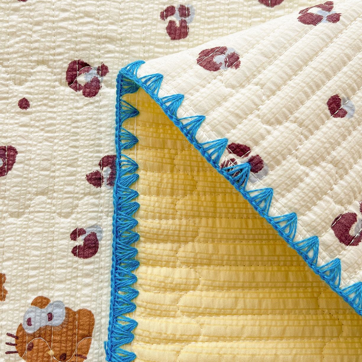 91家纺网 家纺一手货源 找家纺 恒尚居 2026新款A类贝壳绣泡芙纱床盖四套件泡芙棉双层纱床垫床褥 奶呼小猫