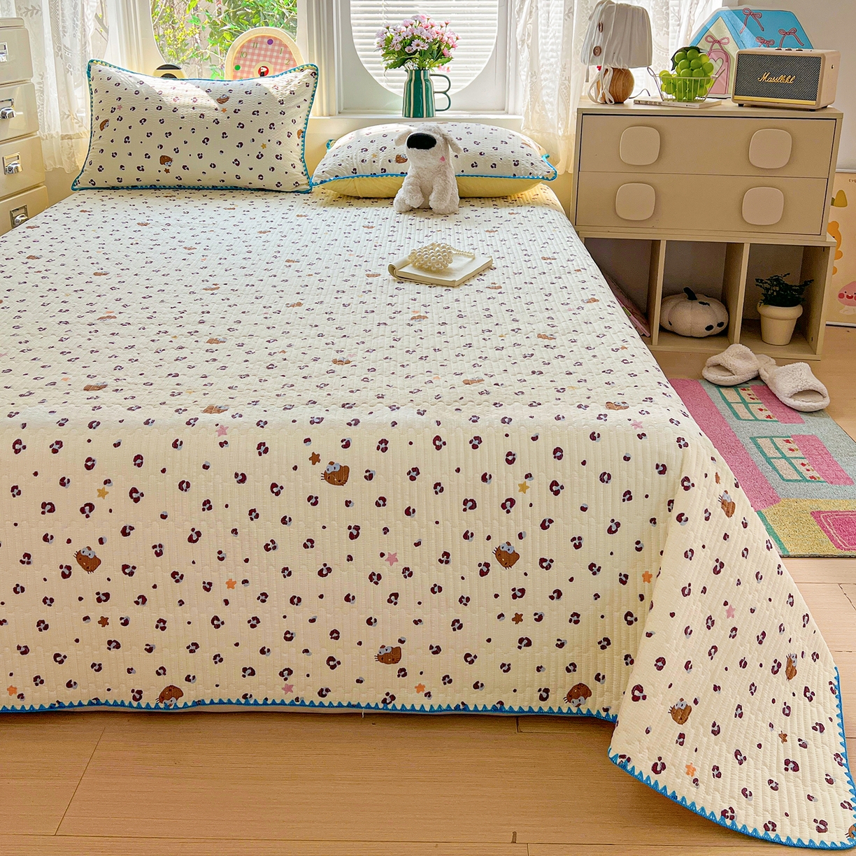 91家纺网 家纺一手货源 找家纺 恒尚居 2026新款A类贝壳绣泡芙纱床盖四套件泡芙棉双层纱床垫床褥 奶呼小猫