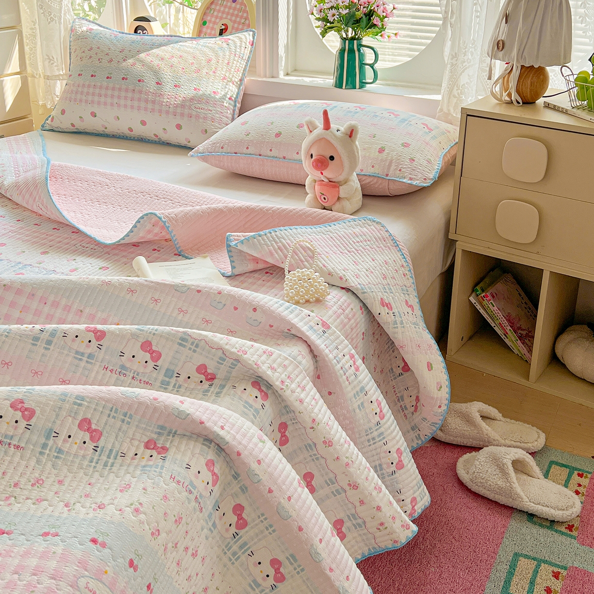 91家纺网 家纺一手货源 找家纺 恒尚居 2026新款A类贝壳绣泡芙纱床盖四套件泡芙棉双层纱床垫床褥 草莓kt