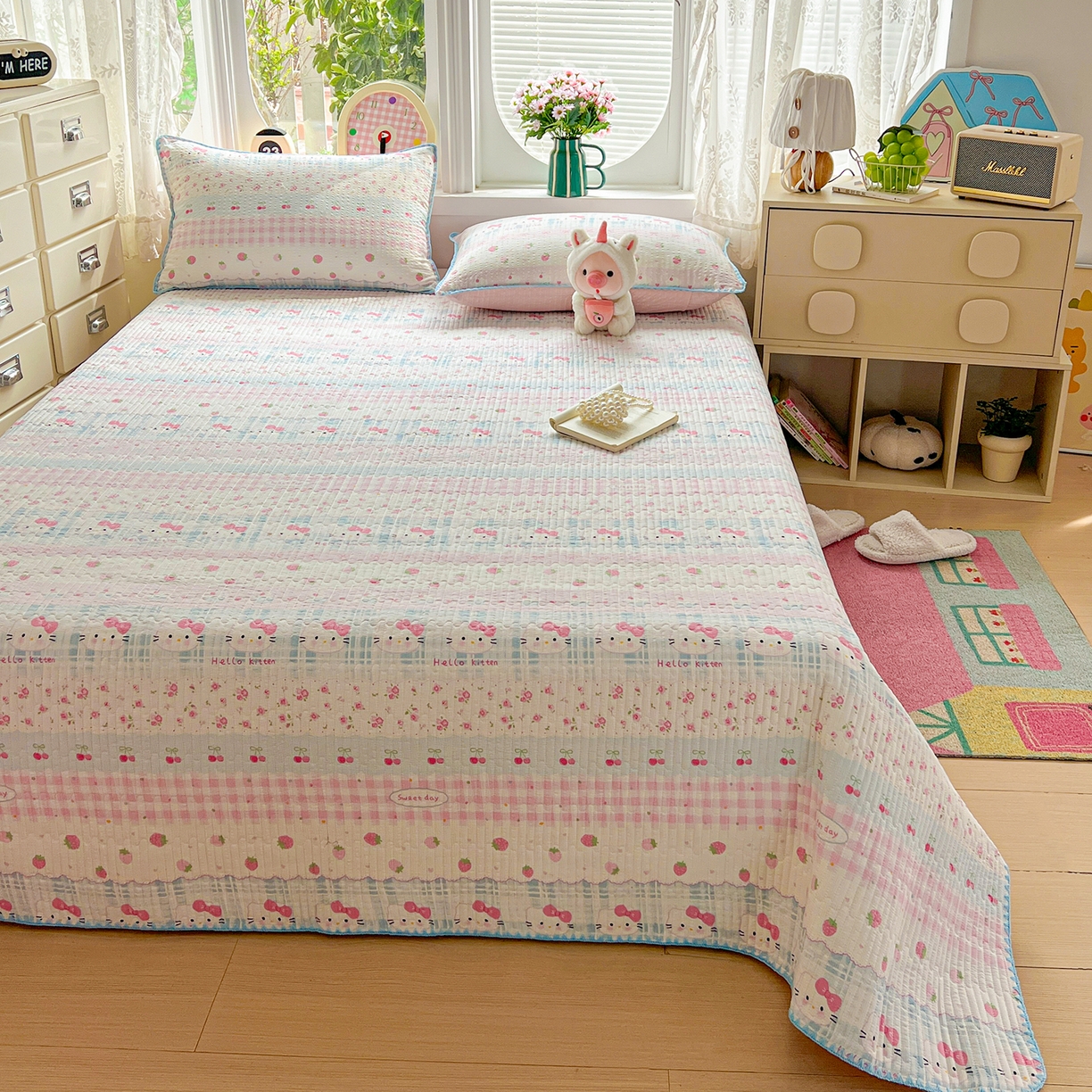 91家纺网 家纺一手货源 找家纺 恒尚居 2026新款A类贝壳绣泡芙纱床盖四套件泡芙棉双层纱床垫床褥 草莓kt