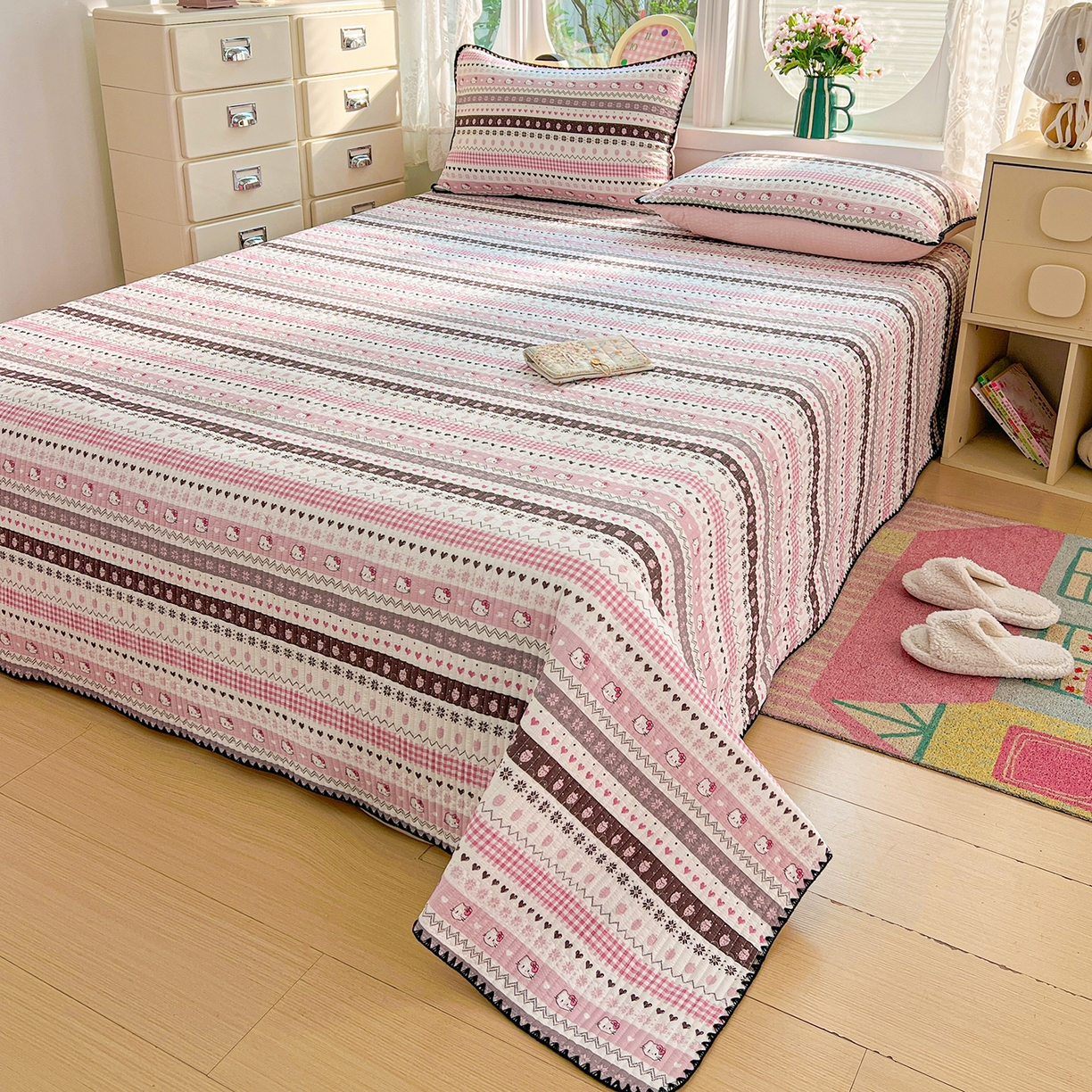 91家纺网 家纺一手货源 找家纺 恒尚居 2026新款A类贝壳绣泡芙纱床盖四套件泡芙棉双层纱床垫床褥 粉糖泡泡猫