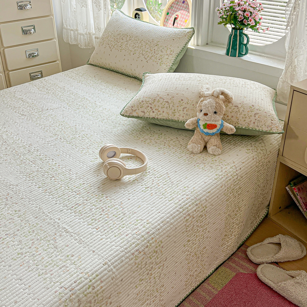 91家纺网 家纺一手货源 找家纺 恒尚居 2026新款A类贝壳绣泡芙纱床盖四套件泡芙棉双层纱床垫床褥 绿叶紫花