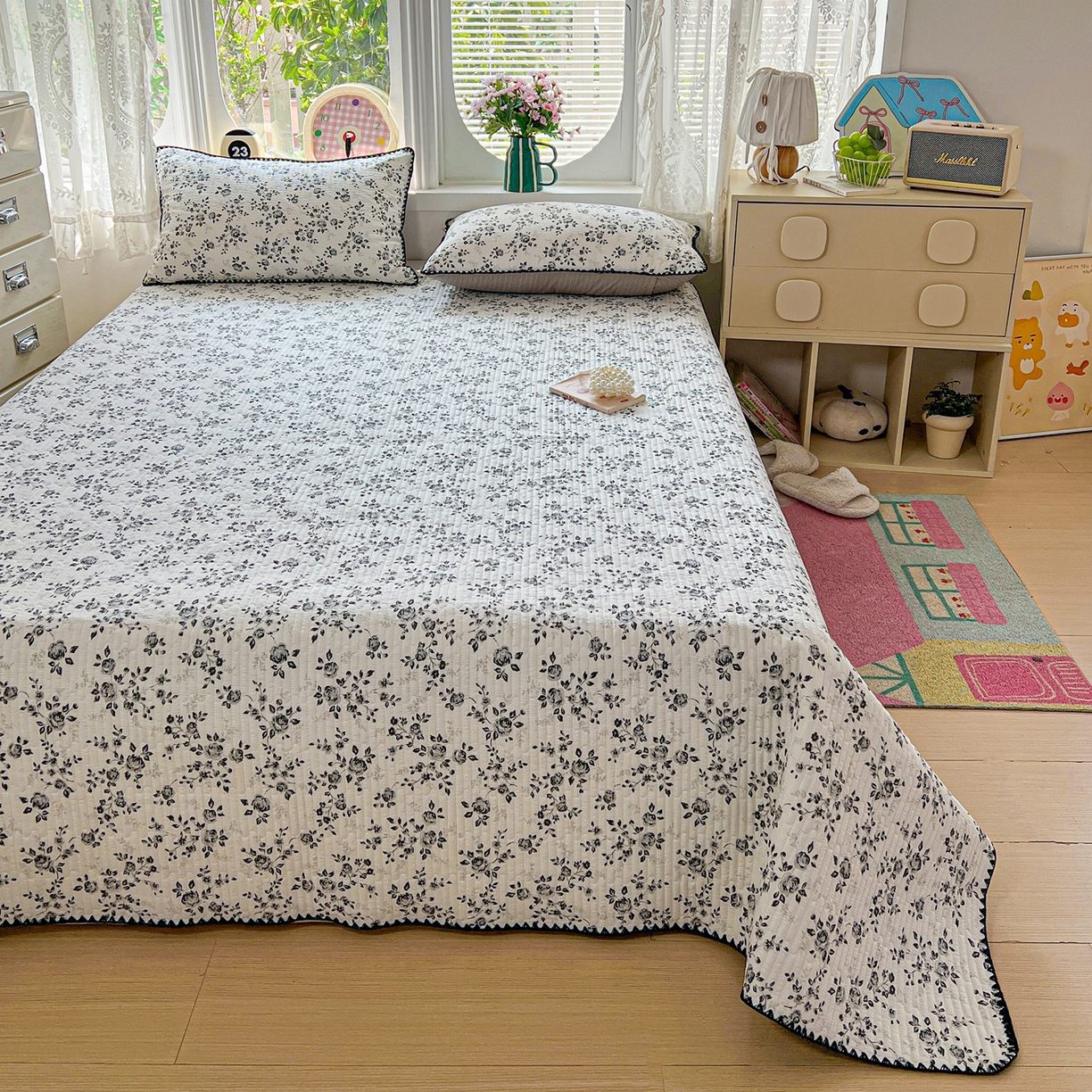 91家纺网 家纺一手货源 找家纺 恒尚居 2026新款A类贝壳绣泡芙纱床盖四套件泡芙棉双层纱床垫床褥 黑玫瑰