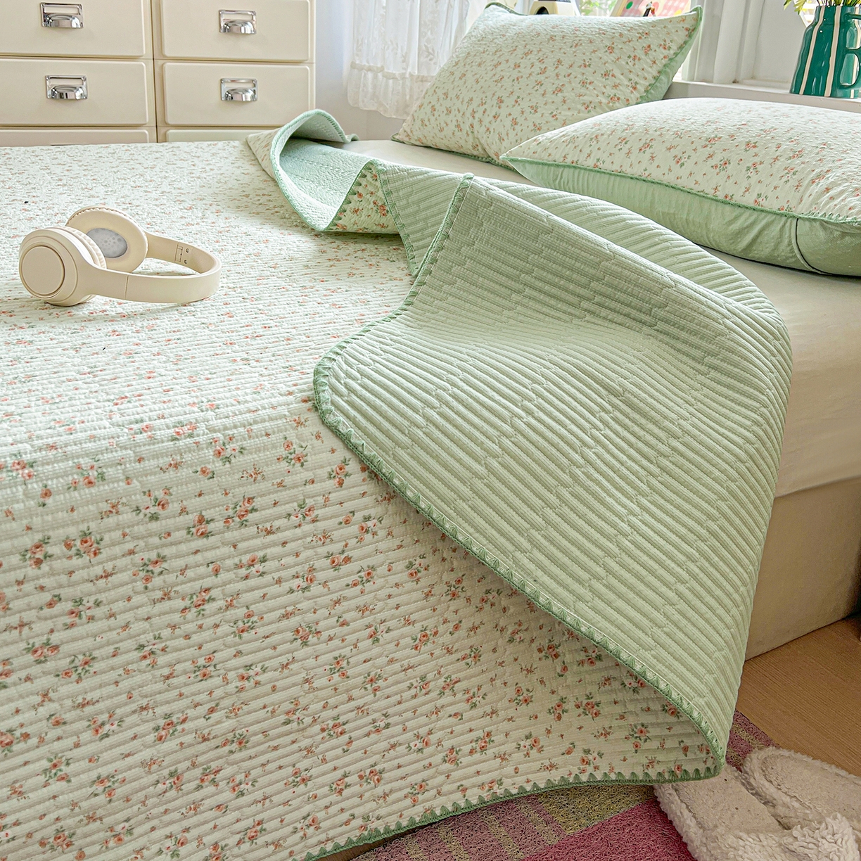 91家纺网 家纺一手货源 找家纺 恒尚居 2026新款A类贝壳绣泡芙纱床盖四套件泡芙棉双层纱床垫床褥 绿野日记