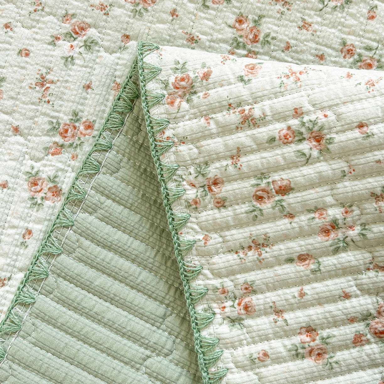 91家纺网 家纺一手货源 找家纺 恒尚居 2026新款A类贝壳绣泡芙纱床盖四套件泡芙棉双层纱床垫床褥 绿野日记