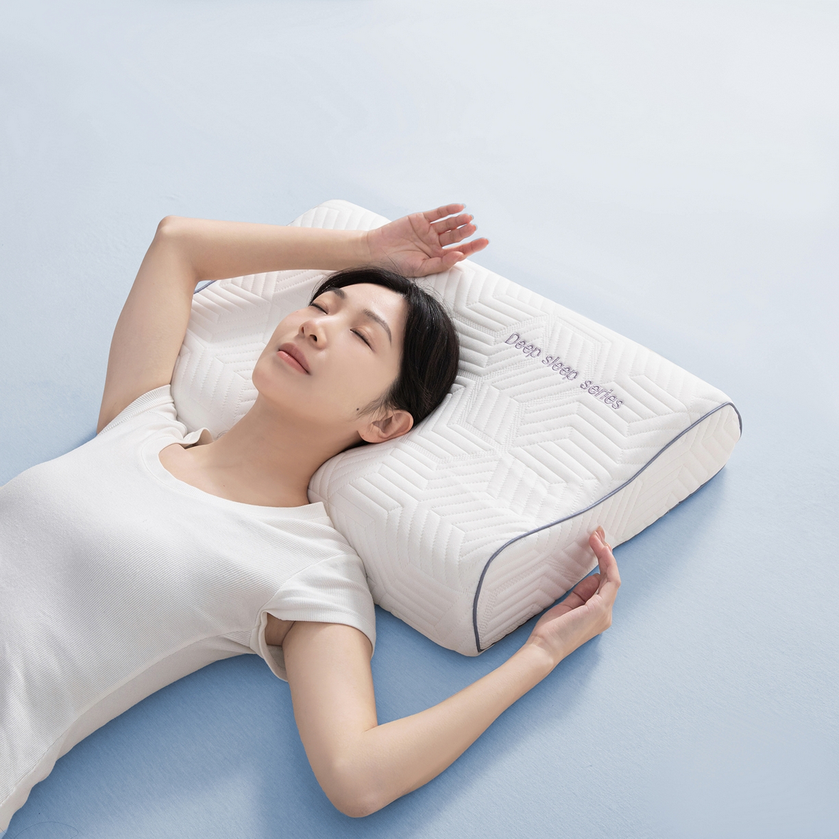 91家纺网 家纺一手货源 找家纺 贵夫人 2026春夏新款刺绣款太空记忆枕 枕头枕芯 刺绣款太空记忆枕-高枕