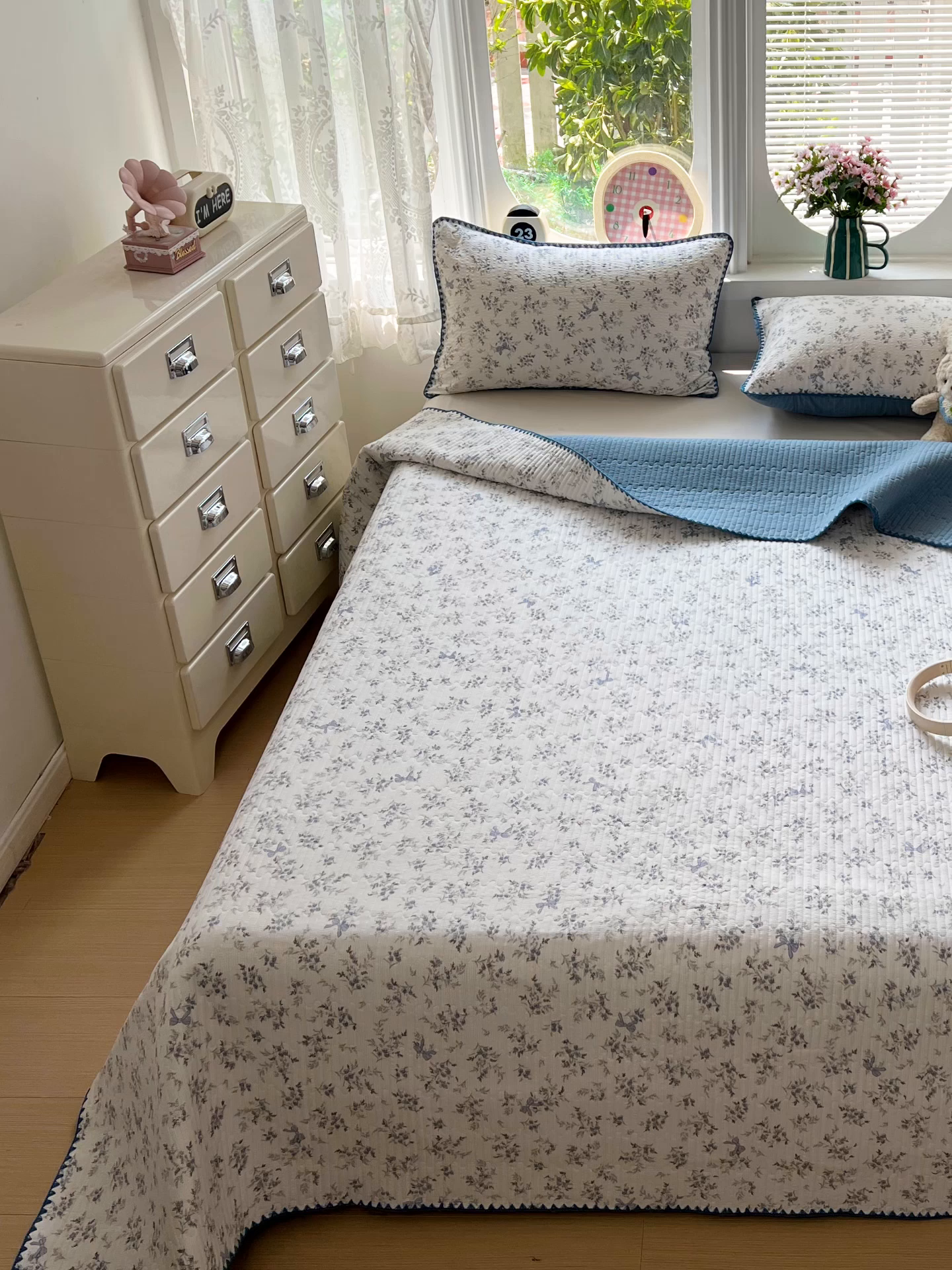 91家纺网 家纺一手货源 找家纺 恒尚居 2026新款A类贝壳绣泡芙纱床盖四套件泡芙棉双层纱床垫床褥 兰蝶小筑