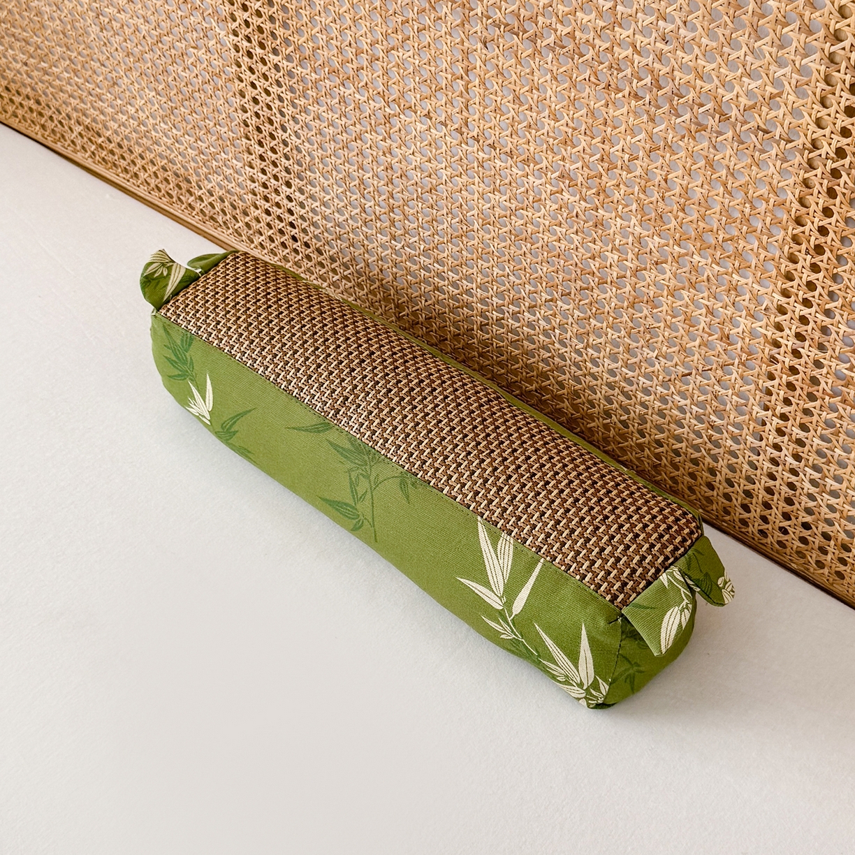 91家纺网 家纺一手货源 找家纺 （总）贵夫人 2026春夏新款艾草竹叶藤席枕 枕头枕芯