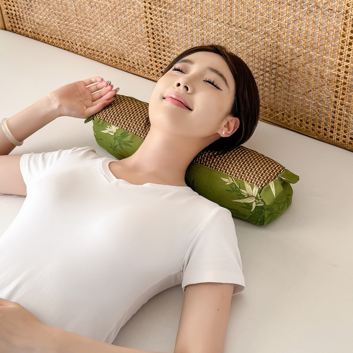 91家纺网 家纺一手货源 找家纺 贵夫人 2026春夏新款艾草竹叶藤席枕 枕头枕芯 绿色-一只装