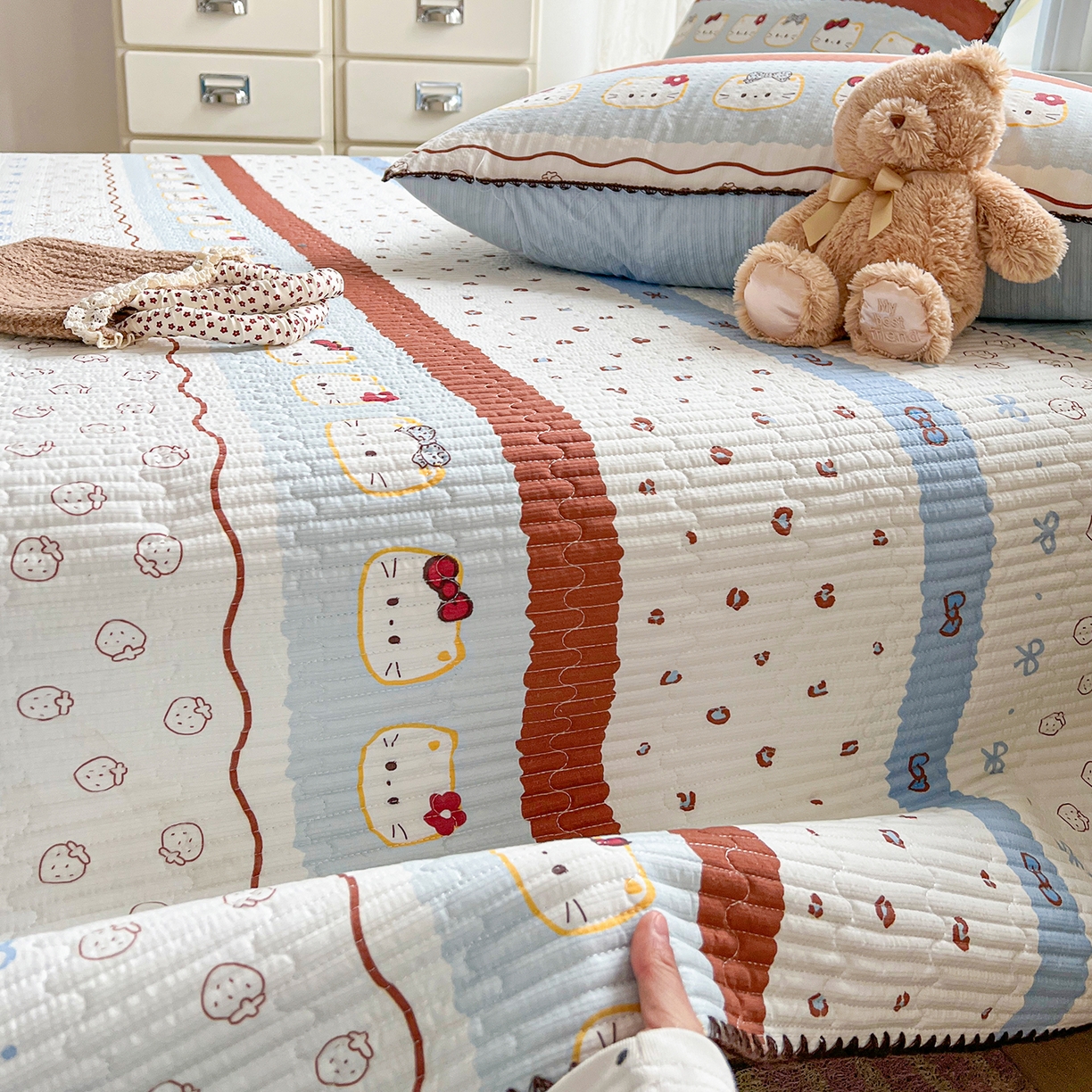 91家纺网 家纺一手货源 找家纺 恒尚居 2026新款A类贝壳绣泡芙纱床盖四套件泡芙棉双层纱床垫床褥 波点奶芙-蓝