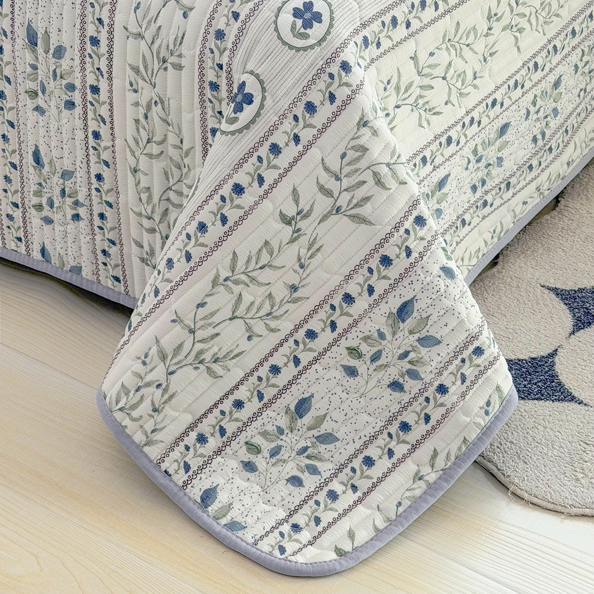 91家纺网 家纺一手货源 找家纺 悠米悠家 2026春夏新款木棉双层纱单床盖 床盖单件 青屿花园