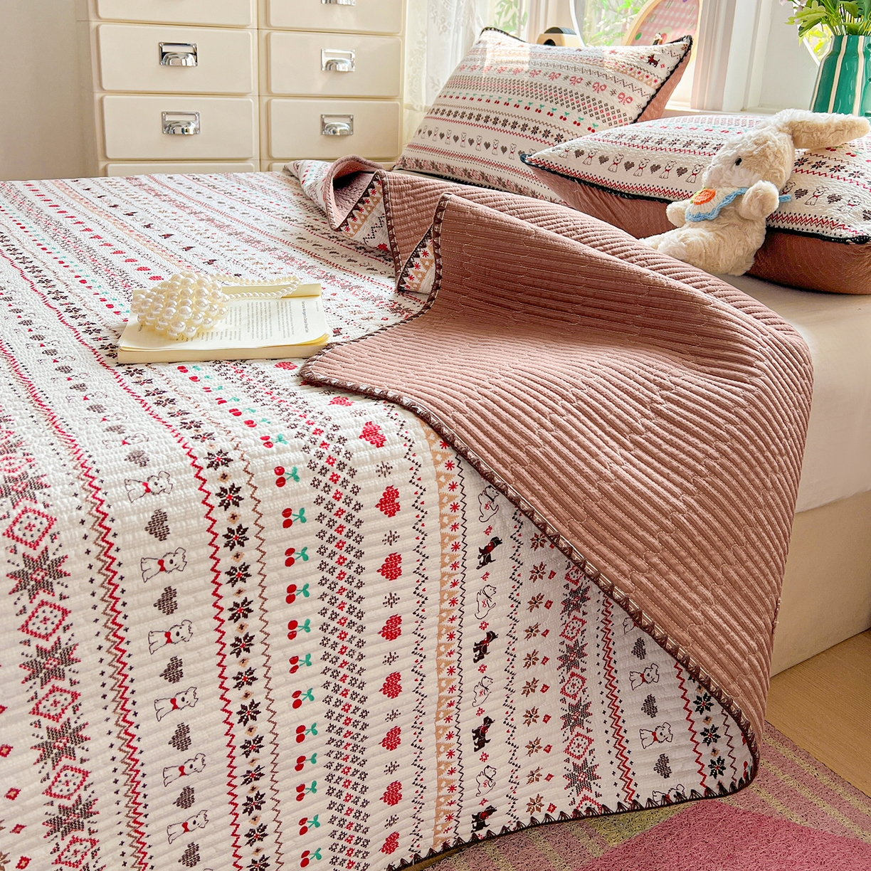 91家纺网 家纺一手货源 找家纺 恒尚居 2026新款A类贝壳绣泡芙纱床盖四套件泡芙棉双层纱床垫床褥 费尔岛小狗