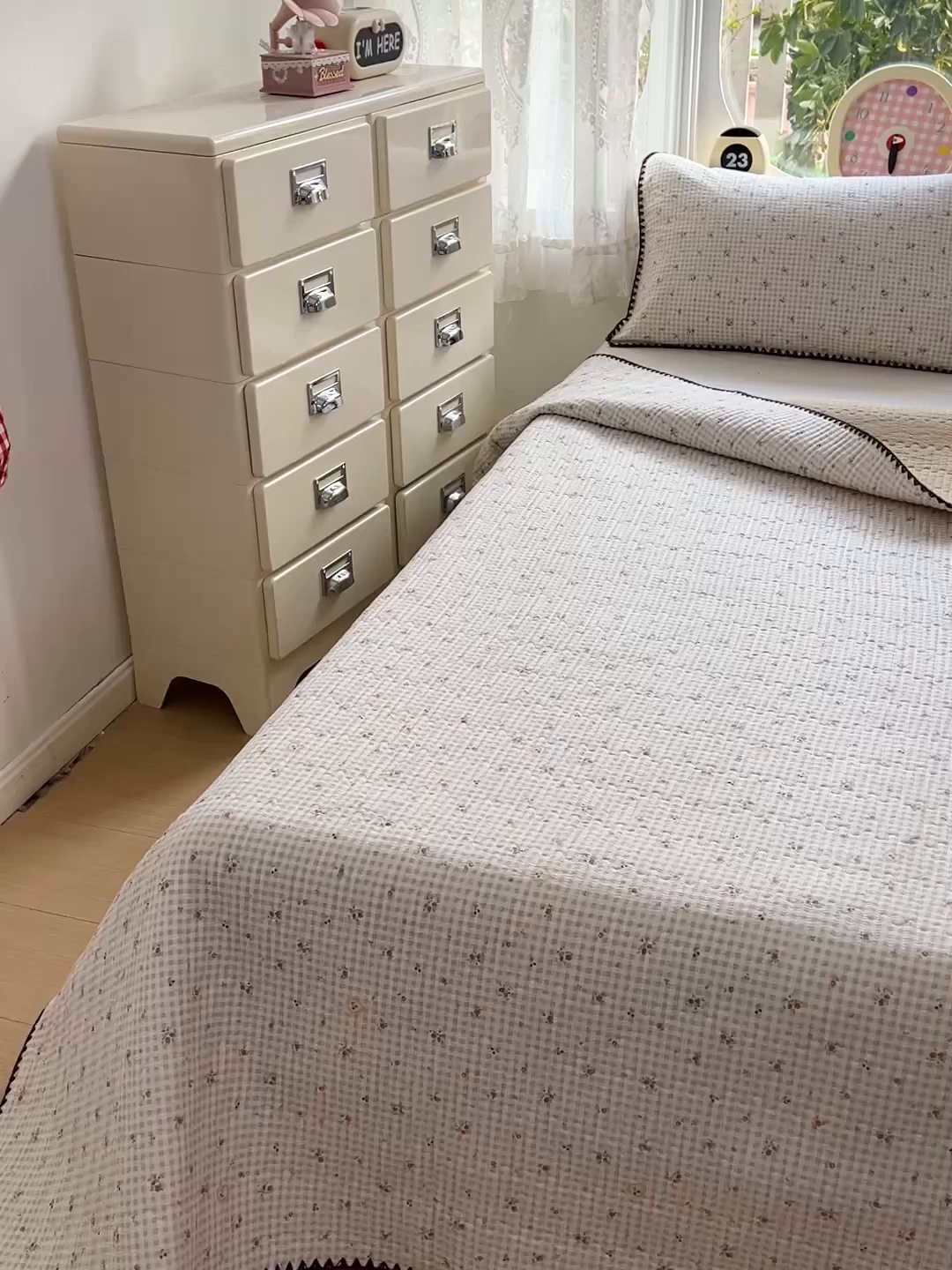 91家纺网 家纺一手货源 找家纺 恒尚居 2026新款A类贝壳绣泡芙纱床盖四套件泡芙棉双层纱床垫床褥 奶格樱桃