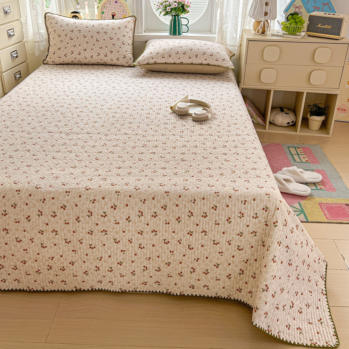 91家纺网 家纺一手货源 找家纺 恒尚居 2026新款A类贝壳绣泡芙纱床盖四套件泡芙棉双层纱床垫床褥 满地樱桃