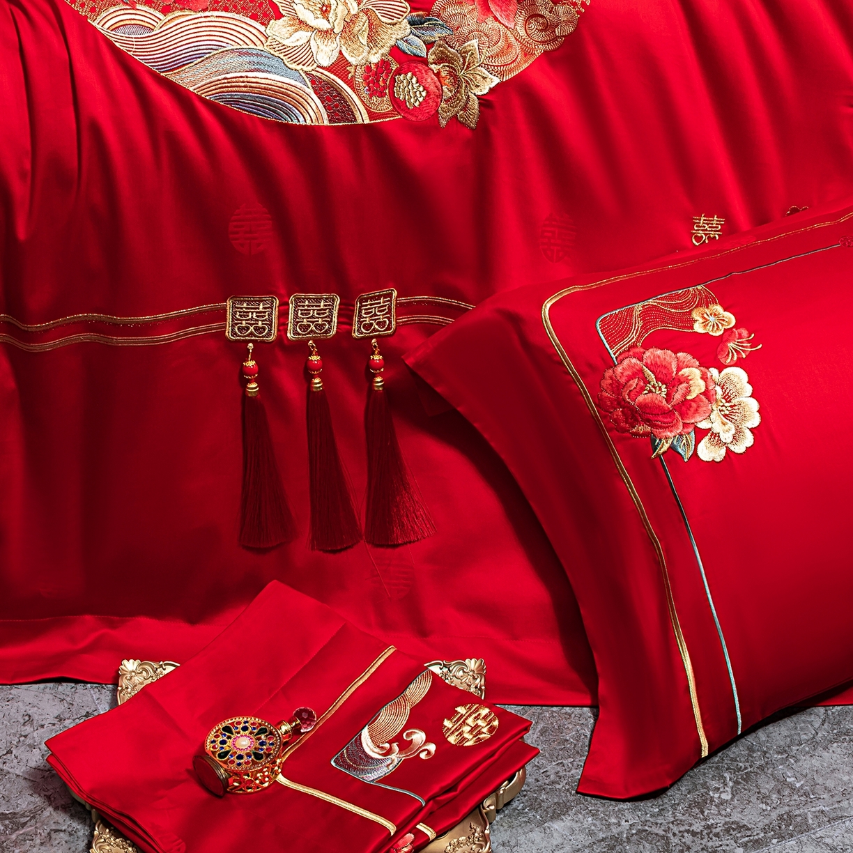 91家纺网 家纺一手货源 找家纺 蒂爵 2026婚庆新疆长绒棉纯棉原版大绣花婚庆四件套多件套340系列 盛世红妆