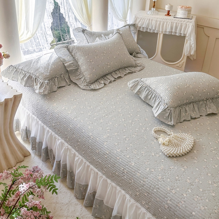 91家纺网 家纺一手货源 找家纺 瑞宝 2026新款全棉法式田园风玻璃纱床盖三件套 颂青