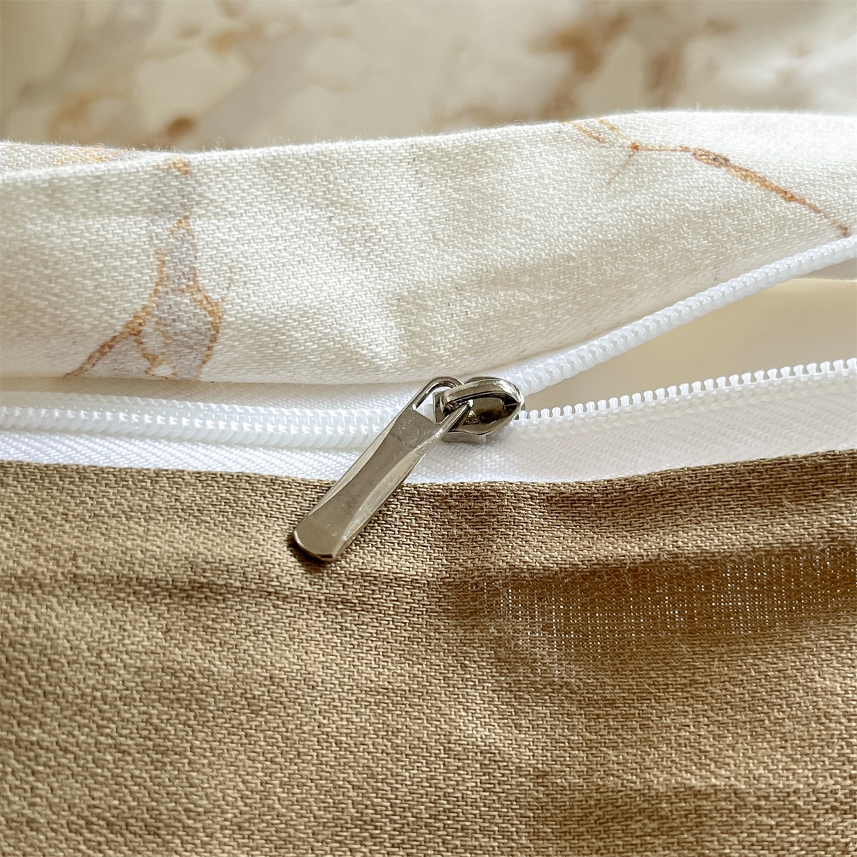 91家纺网 家纺一手货源 找家纺 名兮家居 2026新款A类全棉棉麻四件套 焦糖石纹