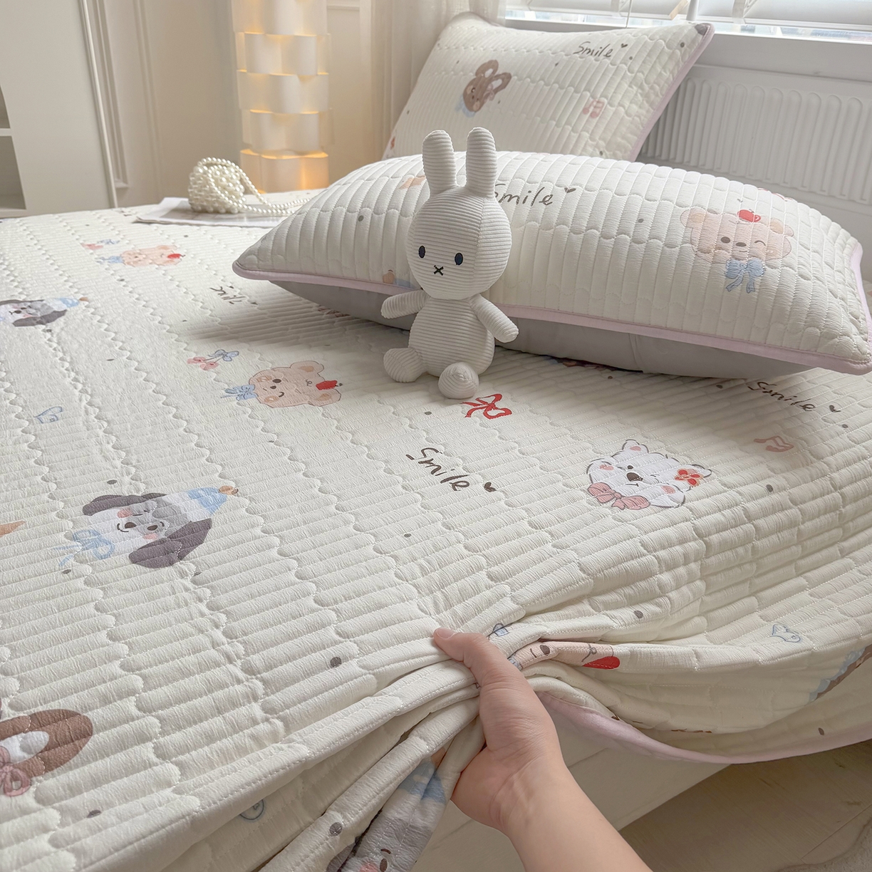 91家纺网 家纺一手货源 找家纺 悠米悠家 2026春夏新款木棉双层纱单床盖 床盖单件 萌趣派对