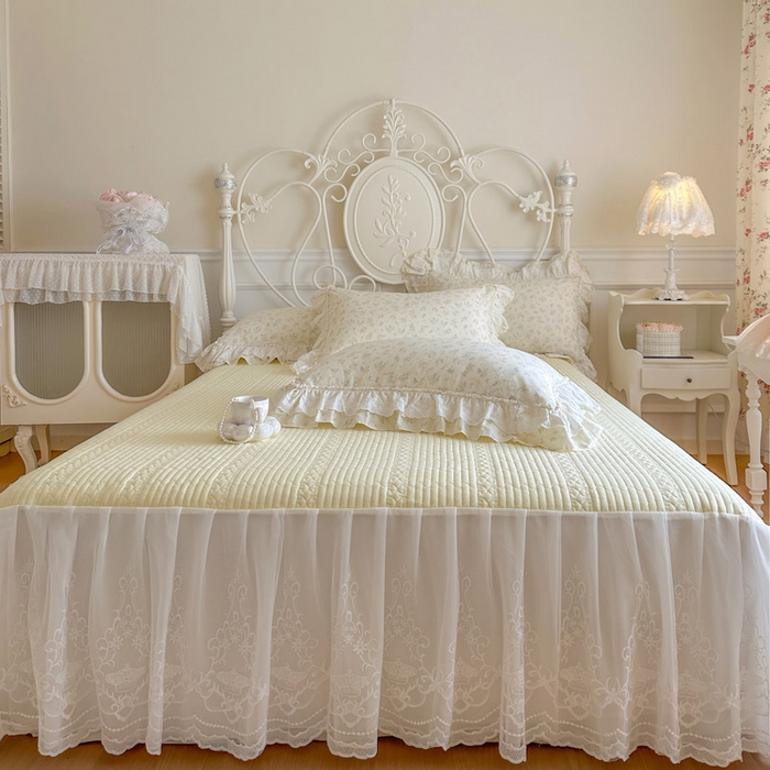 91家纺网 家纺一手货源 找家纺 瑞宝 2026新款全棉碎花AB夹棉床裙四件套系列 午后阳光