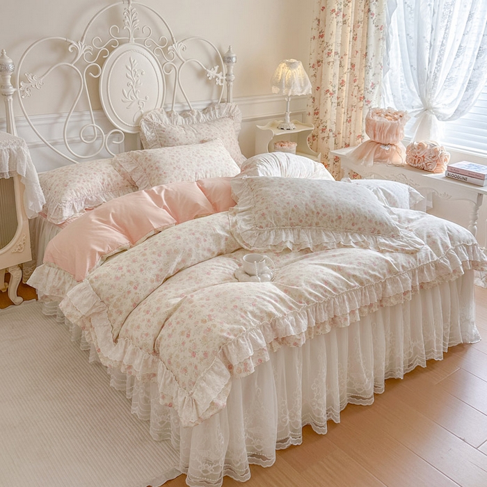 91家纺网 家纺一手货源 找家纺 瑞宝 2026新款全棉碎花AB夹棉床裙四件套系列 浅夏