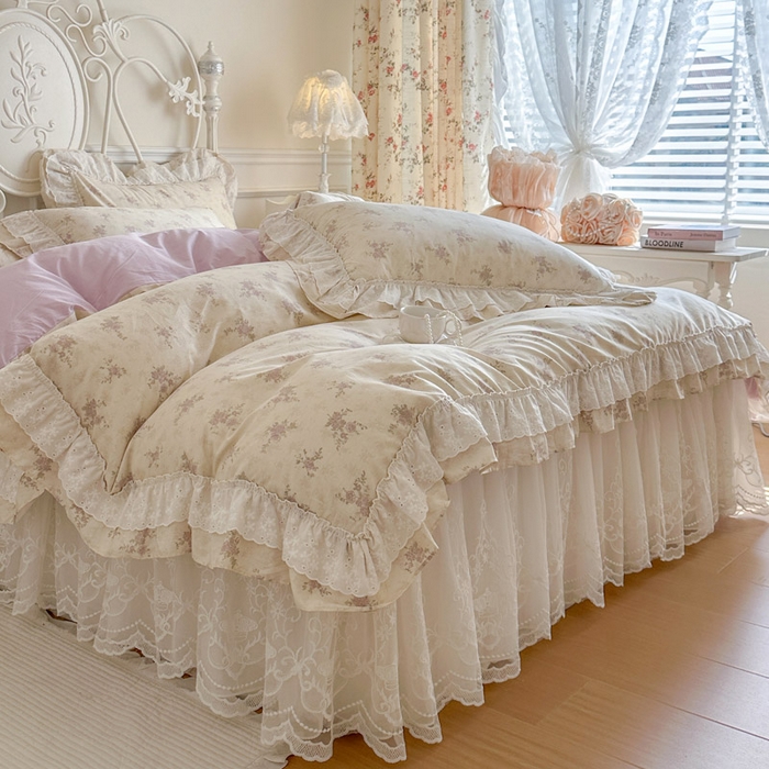 91家纺网 家纺一手货源 找家纺 瑞宝 2026新款全棉碎花AB夹棉床裙四件套系列 桃夭夭