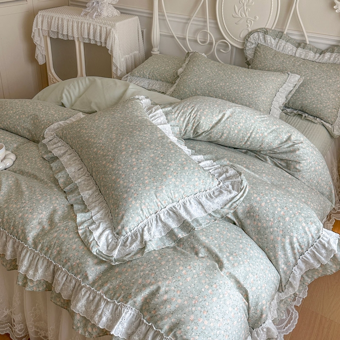 91家纺网 家纺一手货源 找家纺 瑞宝 2026新款全棉碎花AB夹棉床裙四件套系列 豆蔻