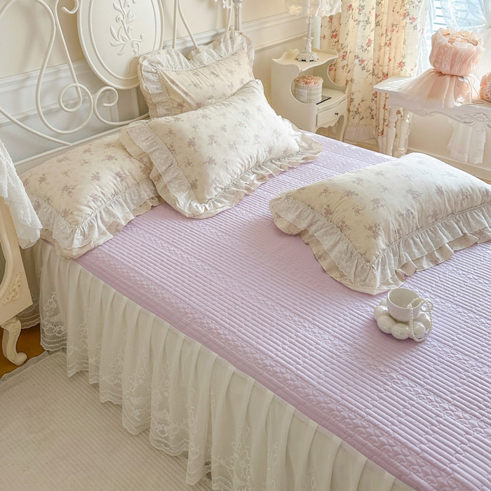 91家纺网 家纺一手货源 找家纺 瑞宝 2026新款全棉碎花AB夹棉床裙四件套系列 桃夭夭