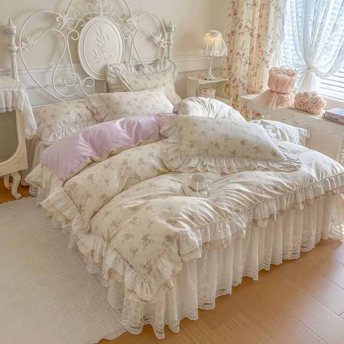 91家纺网 家纺一手货源 找家纺 瑞宝 2026新款全棉碎花AB夹棉床裙四件套系列 桃夭夭