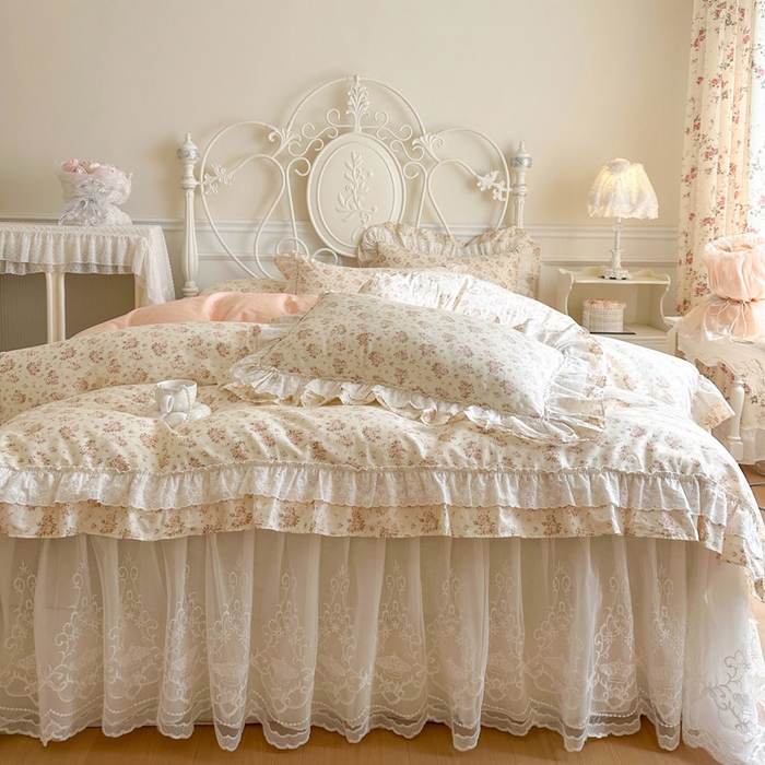 91家纺网 家纺一手货源 找家纺 瑞宝 2026新款全棉碎花AB夹棉床裙四件套系列 罗拉小姐