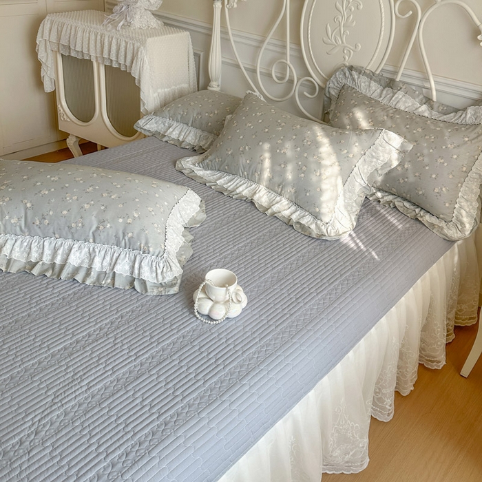 91家纺网 家纺一手货源 找家纺 瑞宝 2026新款全棉碎花AB夹棉床裙四件套系列 春浅