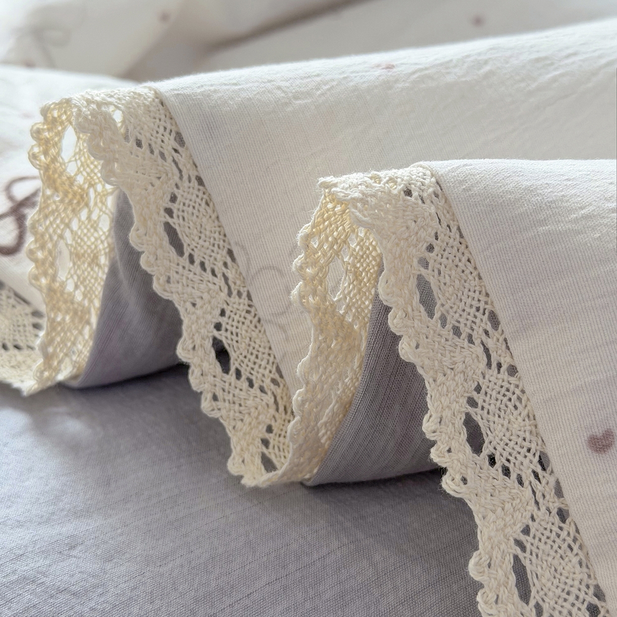 91家纺网 家纺一手货源 找家纺 悠米悠家 2026春夏新款木棉双层纱单夏被夏凉被空调被 可可萌熊