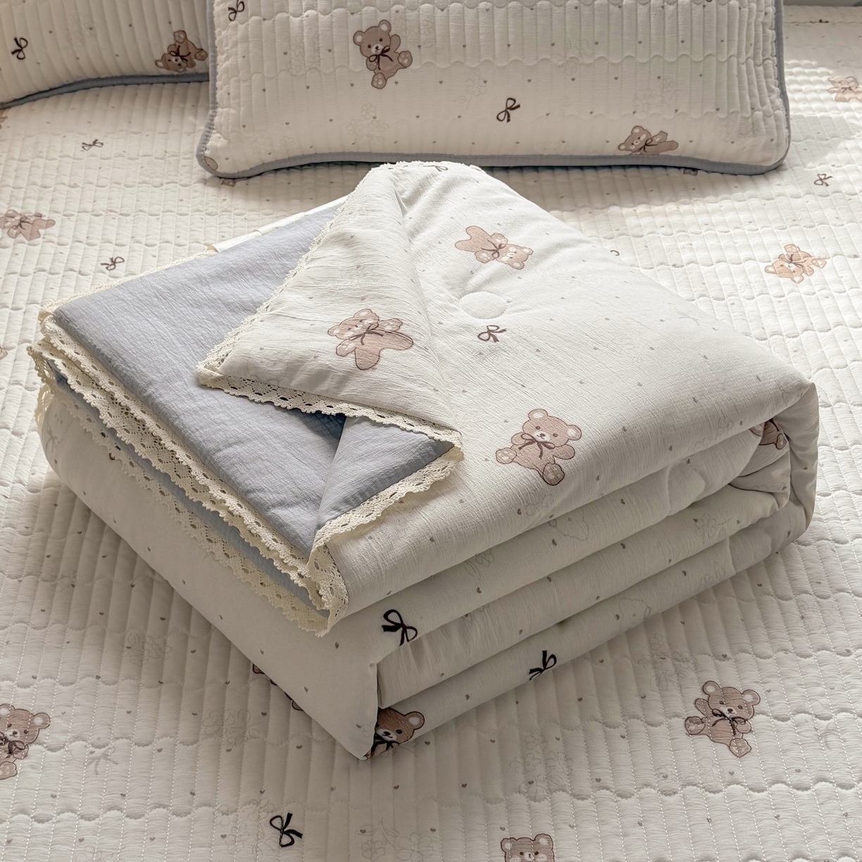 91家纺网 家纺一手货源 找家纺 悠米悠家 2026春夏新款木棉双层纱单夏被夏凉被空调被 可可萌熊