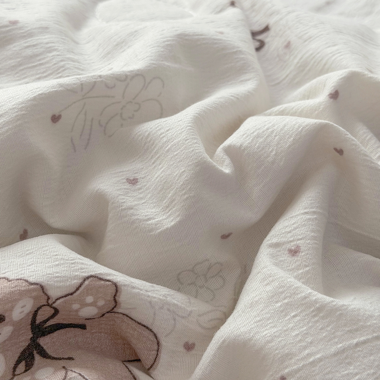 91家纺网 家纺一手货源 找家纺 悠米悠家 2026春夏新款木棉双层纱单夏被夏凉被空调被 可可萌熊