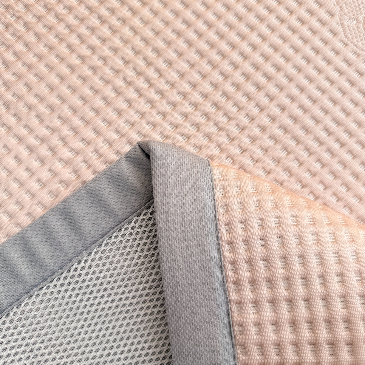 91家纺网 家纺一手货源 找家纺 （总）欧邦 2026新款华夫格小熊系列凉感冰豆豆凉席款