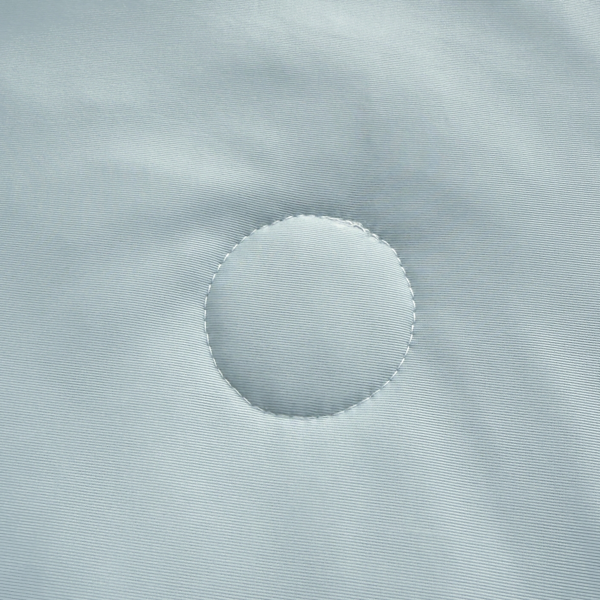 91家纺网 家纺一手货源 找家纺 欧邦 2026新款华夫格小熊系列凉感冰豆豆凉席款 小熊孔雀蓝