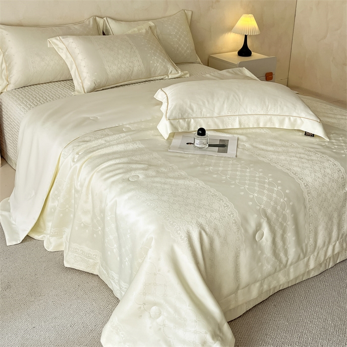 91家纺网 家纺一手货源 找家纺 大麦家纺 2026年高精密锦缎提花夏被四件套 梦网-米白