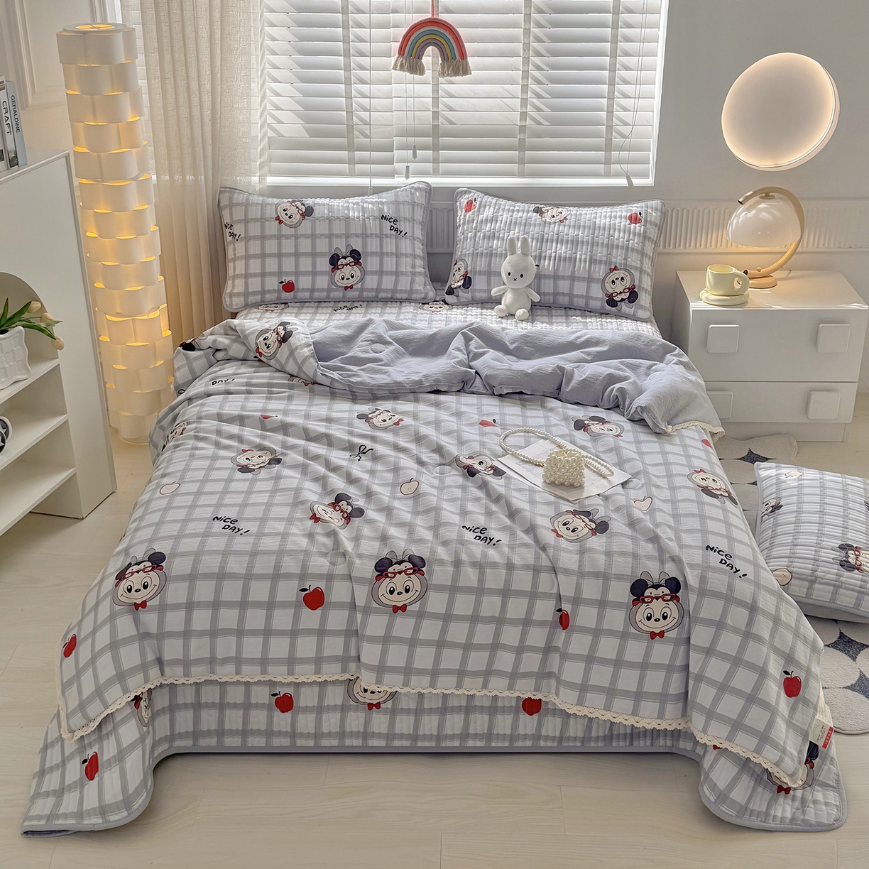 91家纺网 家纺一手货源 找家纺 悠米悠家 2026春夏新款木棉双层纱单夏被夏凉被空调被 萌趣LABUBU