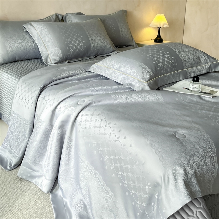 91家纺网 家纺一手货源 找家纺 大麦家纺 2026年高精密锦缎提花夏被四件套 梦网-浅灰