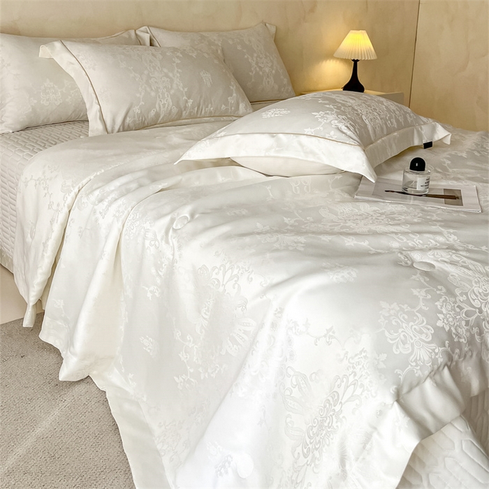 91家纺网 家纺一手货源 找家纺 大麦家纺 2026年高精密锦缎提花夏被四件套 密锁-米白