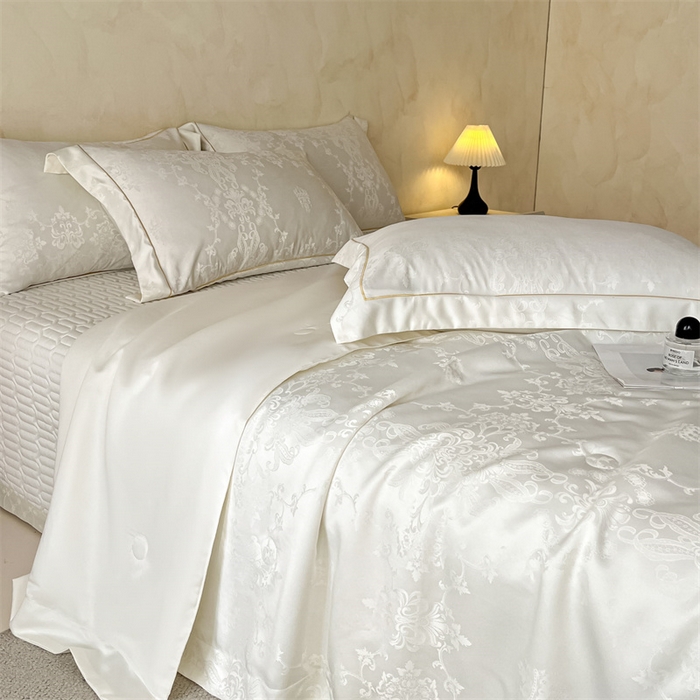 91家纺网 家纺一手货源 找家纺 大麦家纺 2026年高精密锦缎提花夏被四件套 密锁-米白