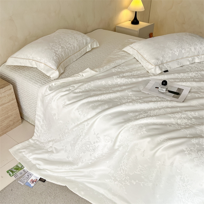 91家纺网 家纺一手货源 找家纺 大麦家纺 2026年高精密锦缎提花夏被四件套 密锁-米白