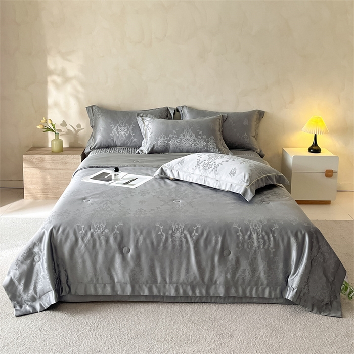 91家纺网 家纺一手货源 找家纺 大麦家纺 2026年高精密锦缎提花夏被四件套 密锁-浅灰