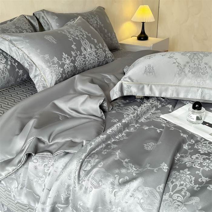 91家纺网 家纺一手货源 找家纺 大麦家纺 2026年高精密锦缎提花夏被四件套 密锁-浅灰