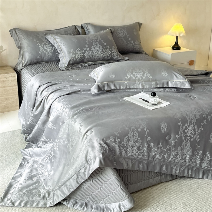 91家纺网 家纺一手货源 找家纺 大麦家纺 2026年高精密锦缎提花夏被四件套 密锁-浅灰