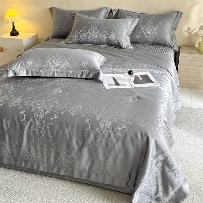 91家纺网 家纺一手货源 找家纺 大麦家纺 2026年高精密锦缎提花夏被四件套 密锁-浅灰