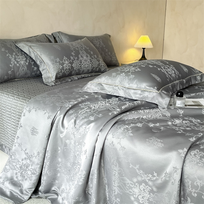 91家纺网 家纺一手货源 找家纺 大麦家纺 2026年高精密锦缎提花夏被四件套 密锁-浅灰