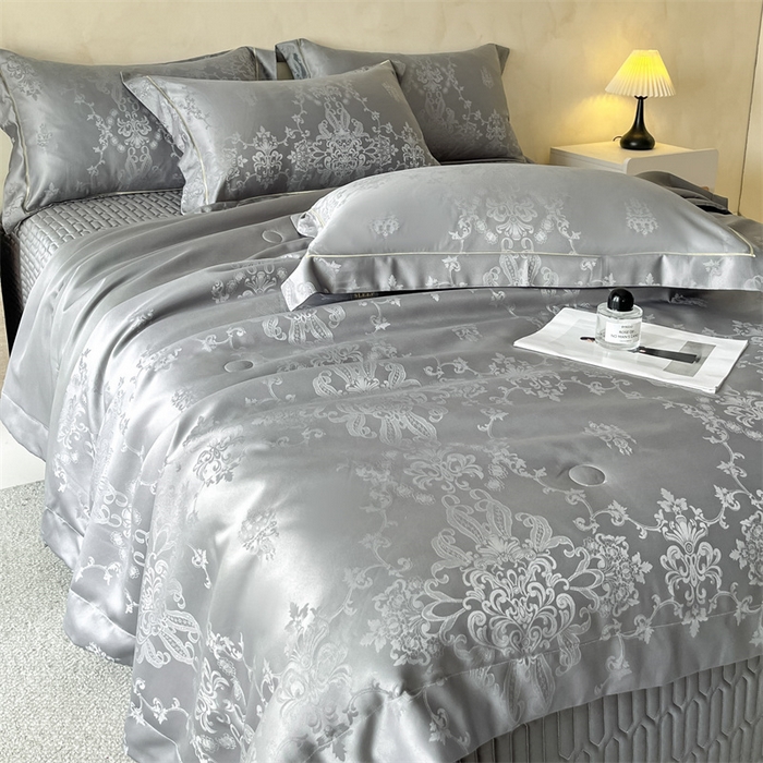 91家纺网 家纺一手货源 找家纺 大麦家纺 2026年高精密锦缎提花夏被四件套 密锁-浅灰