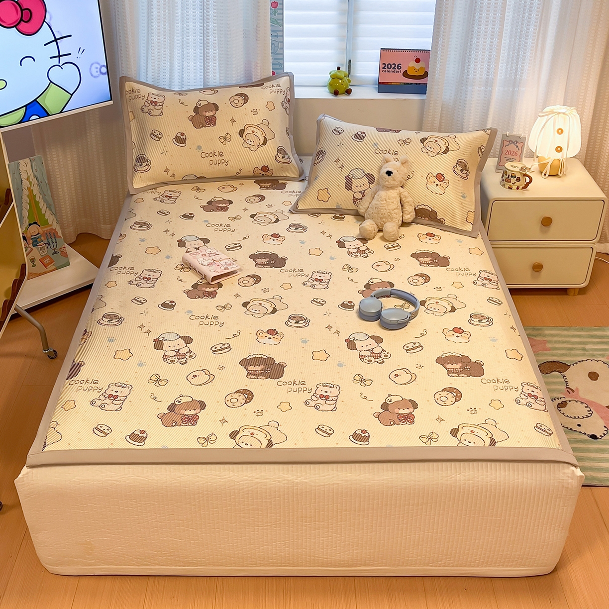 91家纺网 家纺一手货源 找家纺 懒猫家纺 2026春夏新款600D数码印花冰藤凉席席子-床席款 曲奇小狗