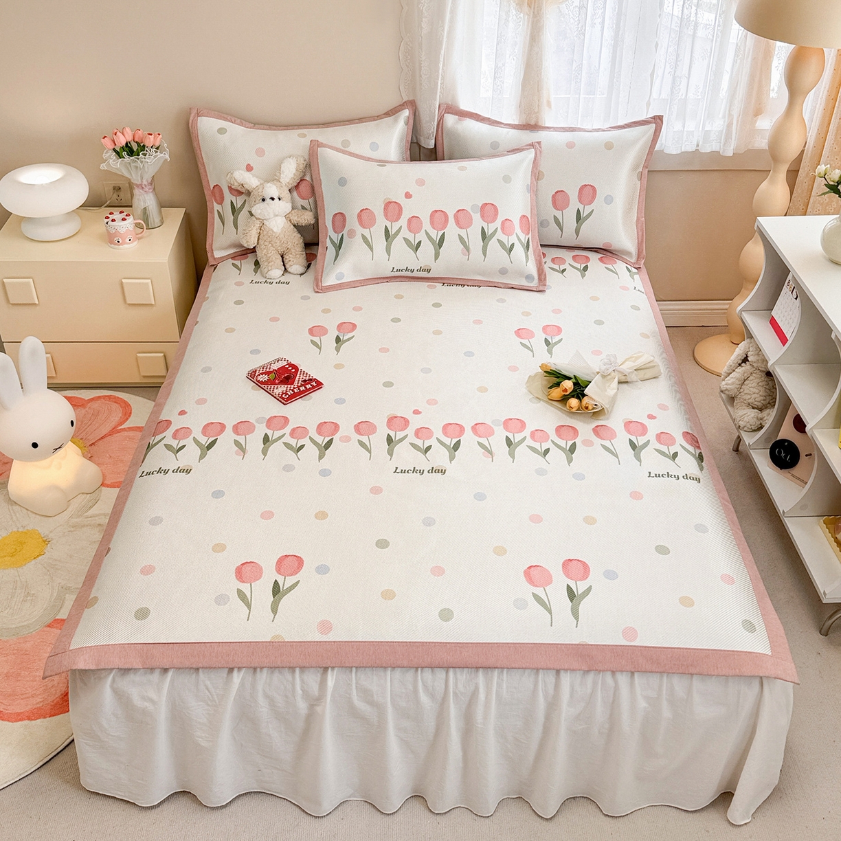 91家纺网 家纺一手货源 找家纺 懒猫家纺 2026春夏新款600D数码印花冰藤凉席席子-床席款 浪漫郁金香