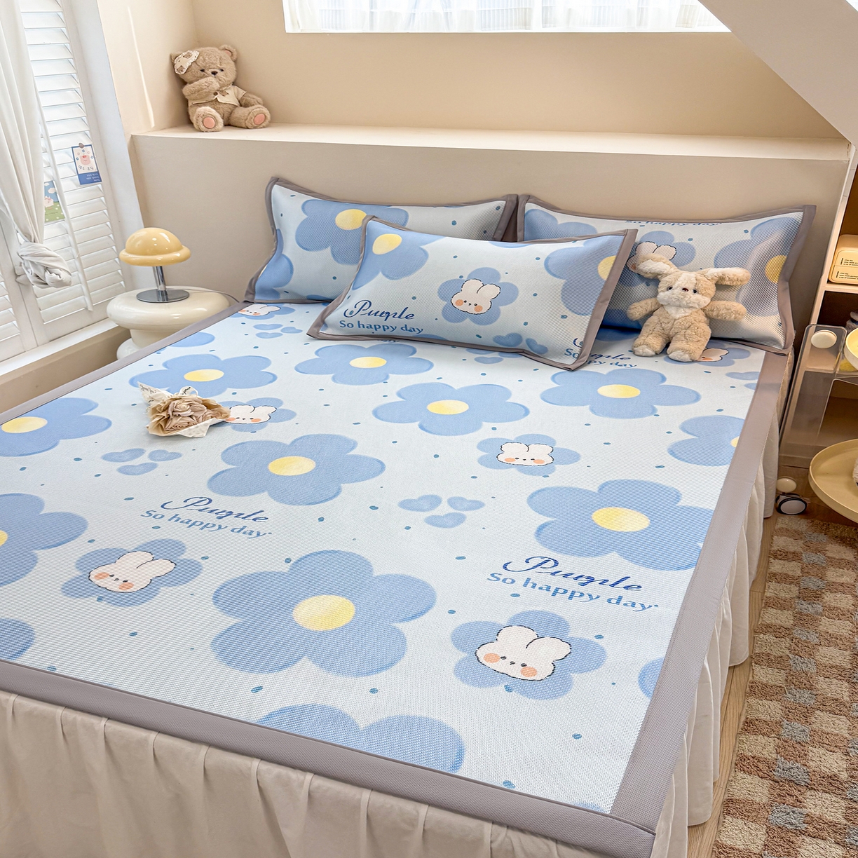 91家纺网 家纺一手货源 找家纺 懒猫家纺 2026春夏新款600D数码印花冰藤凉席席子-床席款 兔兔花开